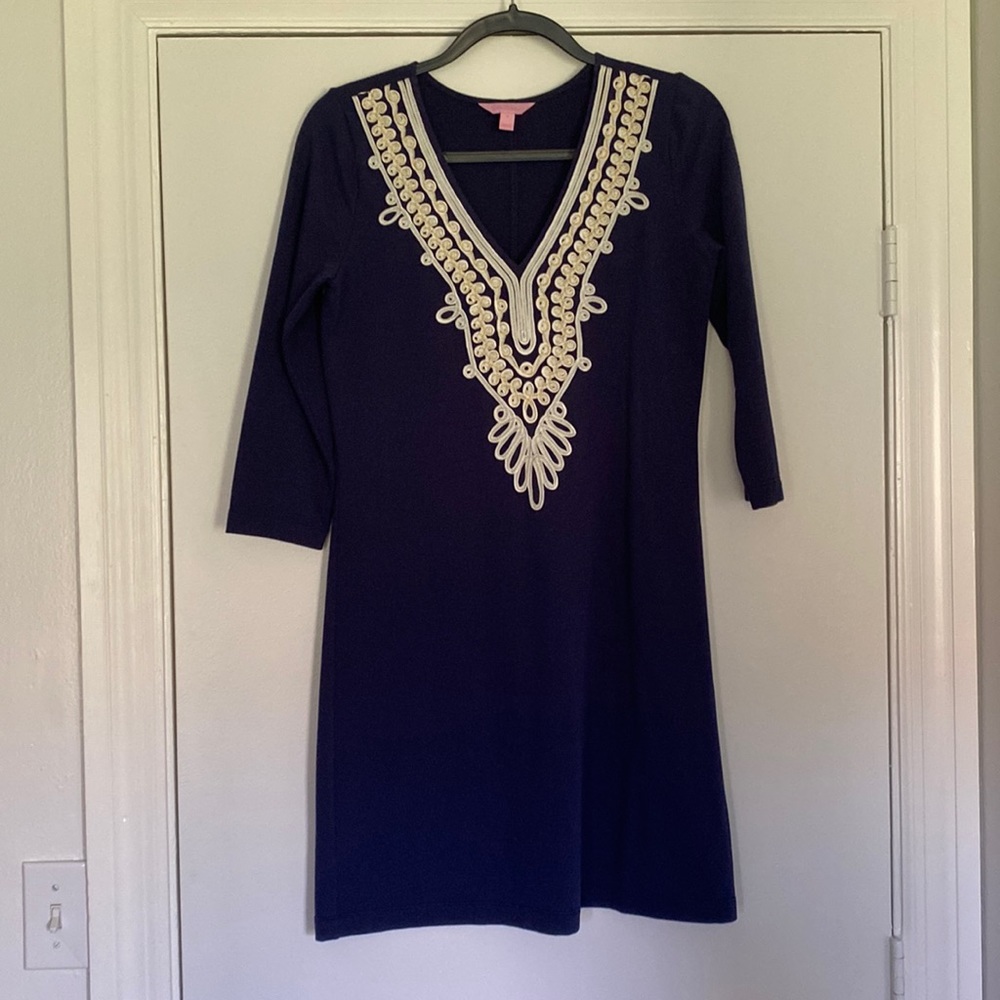 Lilly Pulitzer Navy 3/4 sleeve dress with gold embroidery